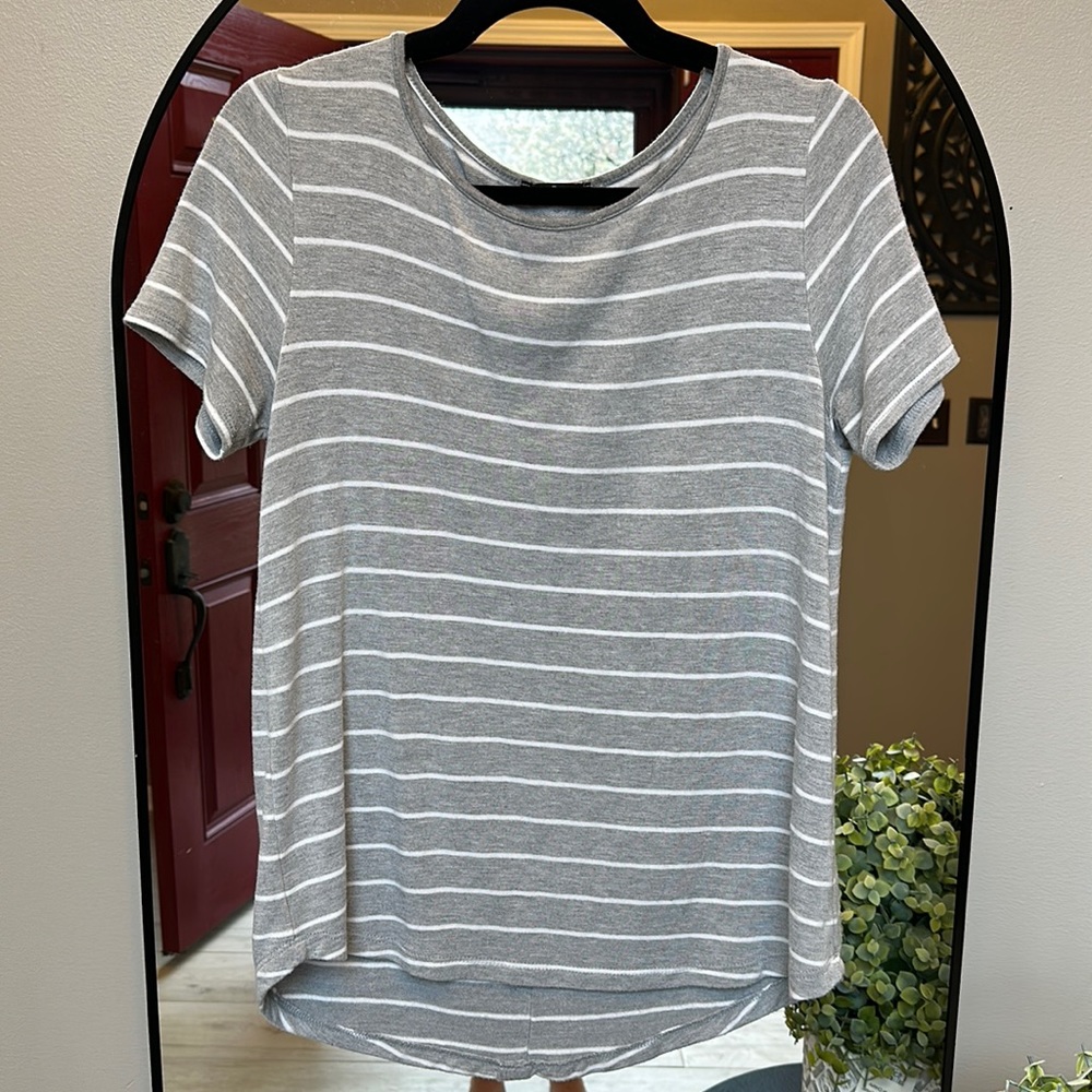 Pink Clover Size Small Striped gray shirt with buttons down the back.